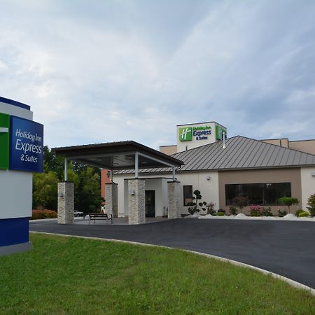 Holiday Inn Express & Suites Waterville - North By Ihg Exterior photo